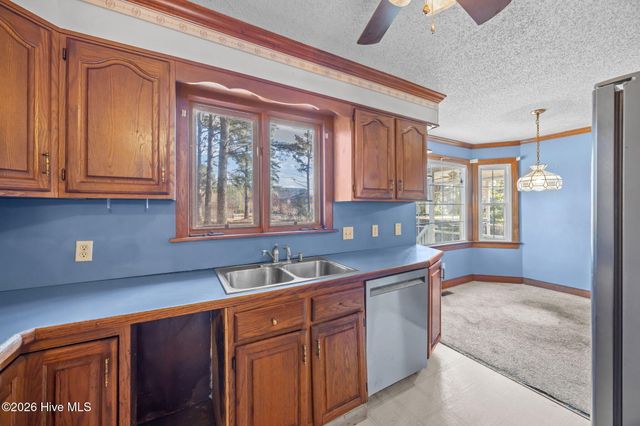 112 Knight Drive, Winterville, NC 28590