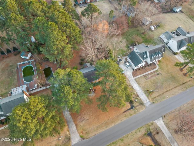 112 Knight Drive, Winterville, NC 28590