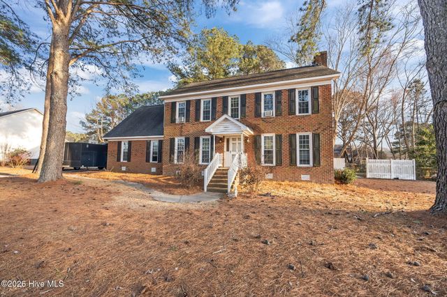 112 Knight Drive, Winterville, NC 28590