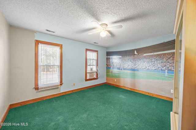 112 Knight Drive, Winterville, NC 28590