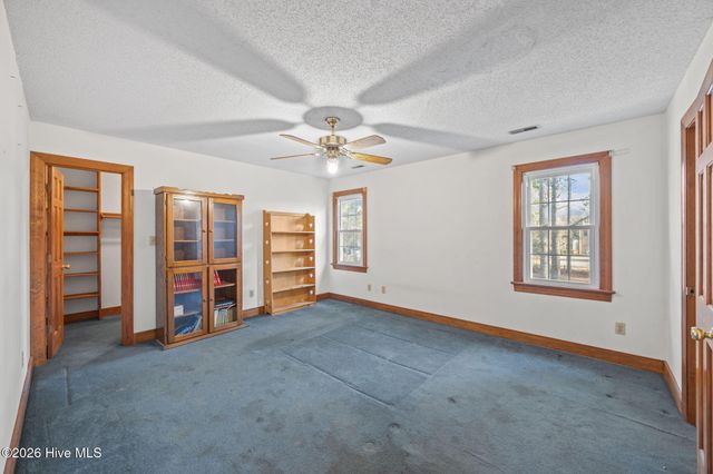 112 Knight Drive, Winterville, NC 28590