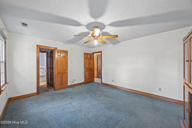 112 Knight Drive, Winterville, NC 28590