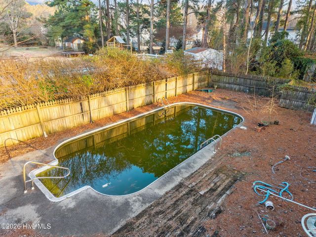 112 Knight Drive, Winterville, NC 28590