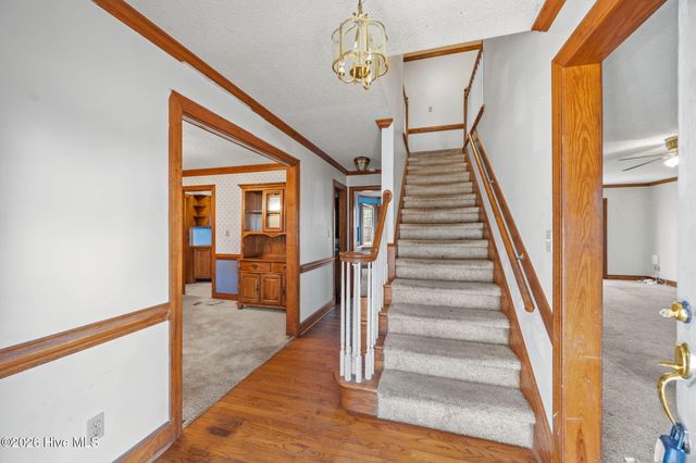 112 Knight Drive, Winterville, NC 28590