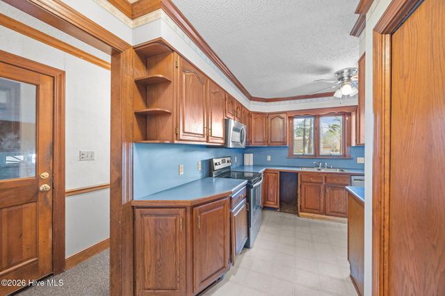 112 Knight Drive, Winterville, NC 28590