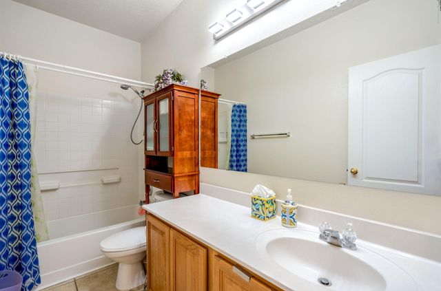 3451 Sun Mesa Street SW, Los Lunas, NM 87031