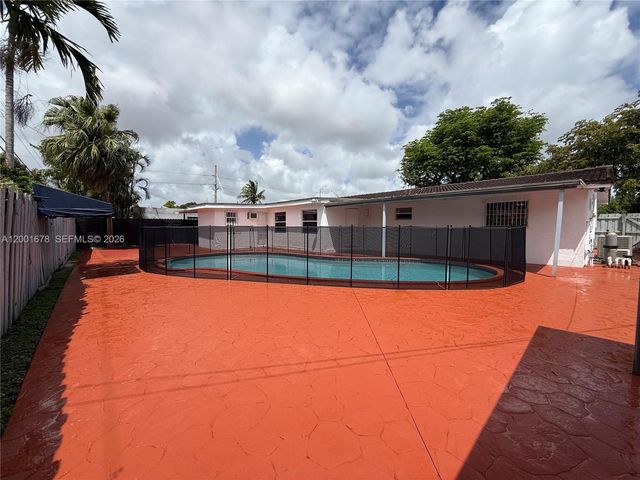 1220 SW 78th Ave, Miami, FL 33144