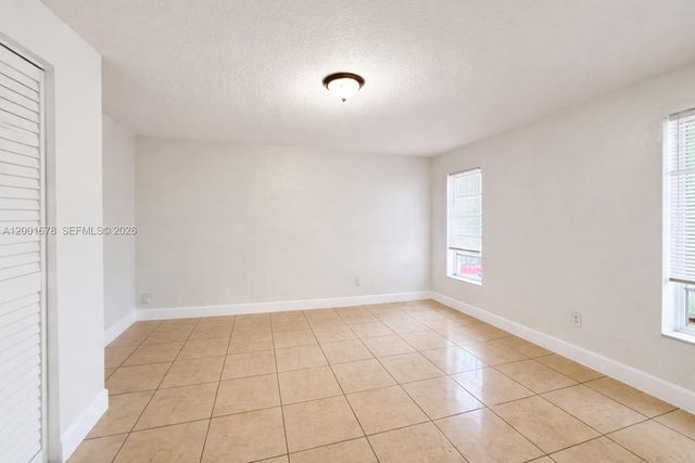 1220 SW 78th Ave, Miami, FL 33144