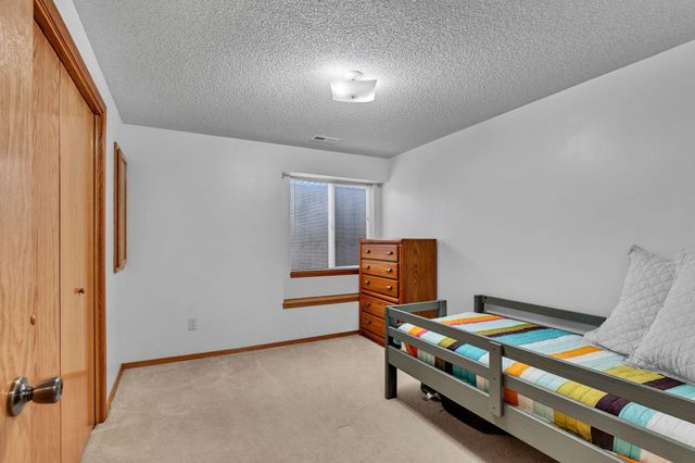 2218 W Schoolhouse, Haysville, KS 67060