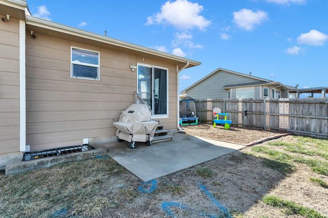 2218 W Schoolhouse, Haysville, KS 67060