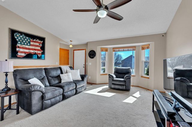 2218 W Schoolhouse, Haysville, KS 67060