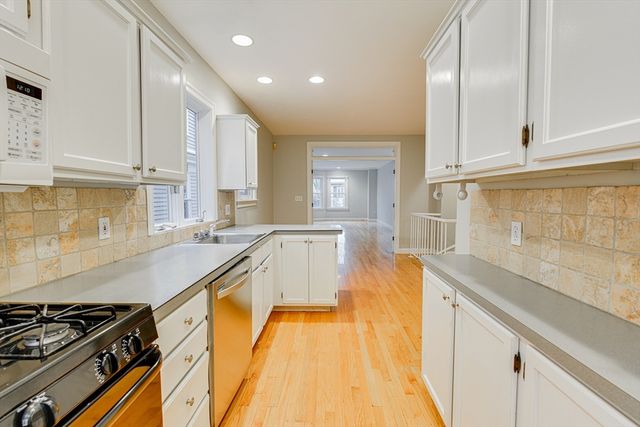 1431 Cambridge St 1, Cambridge, MA 02139