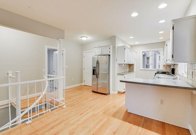 1431 Cambridge St 1, Cambridge, MA 02139