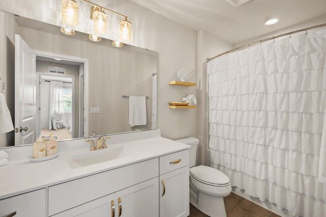 803 Liliana Terrace, Oregon, WI 53575