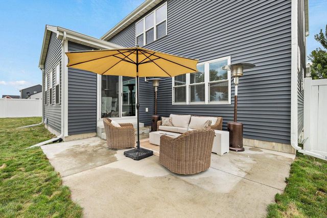 803 Liliana Terrace, Oregon, WI 53575