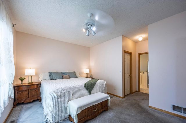 15066 Dundee Avenue, Apple Valley, MN 55124