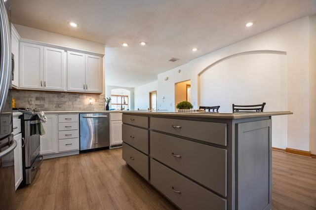 15066 Dundee Avenue, Apple Valley, MN 55124