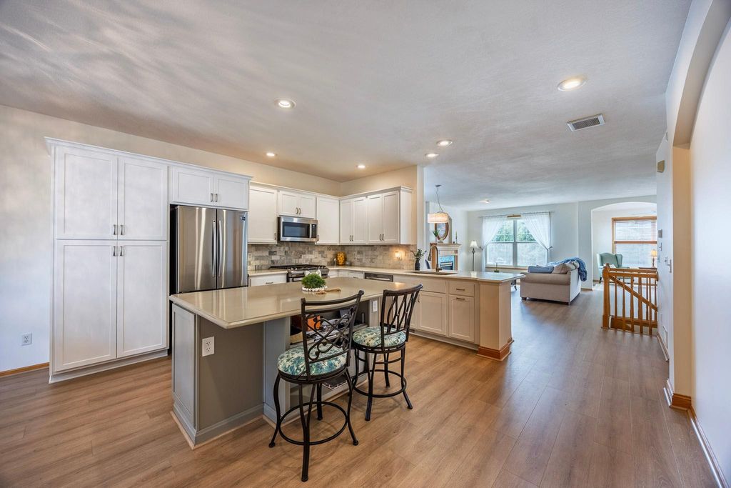 15066 Dundee Avenue, Apple Valley, MN 55124 — photo 4
