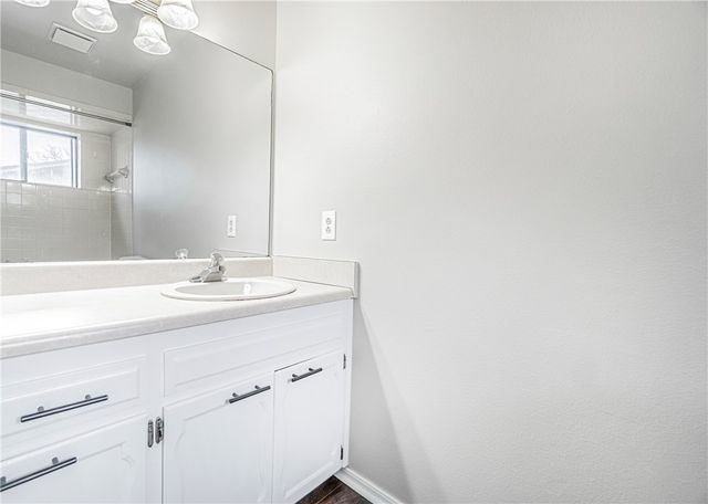 601 Valley West Drive, Rogers, AR 72756