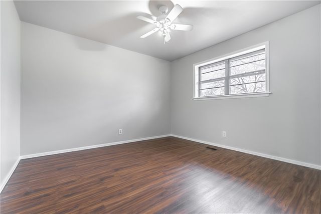 601 Valley West Drive, Rogers, AR 72756