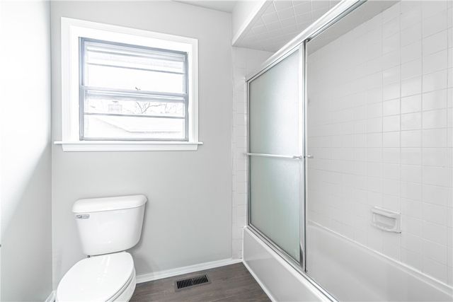 601 Valley West Drive, Rogers, AR 72756