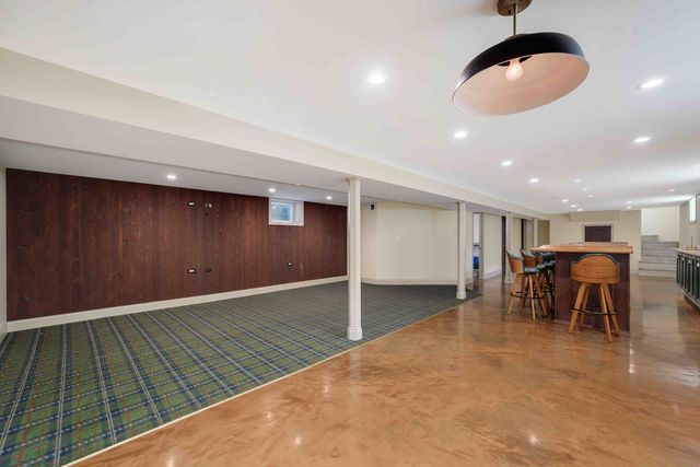 10123 S Keeler Avenue, Oak Lawn, IL 60453