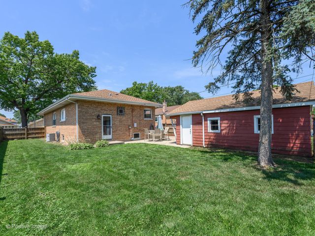 10123 S Keeler Avenue, Oak Lawn, IL 60453