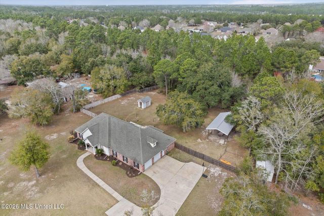 7900 Clamshell Avenue, Ocean Springs, MS 39564