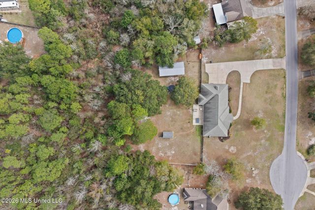 7900 Clamshell Avenue, Ocean Springs, MS 39564