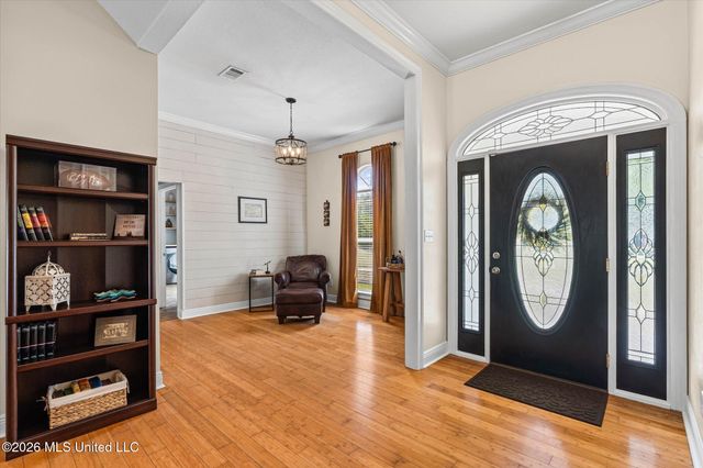 7900 Clamshell Avenue, Ocean Springs, MS 39564