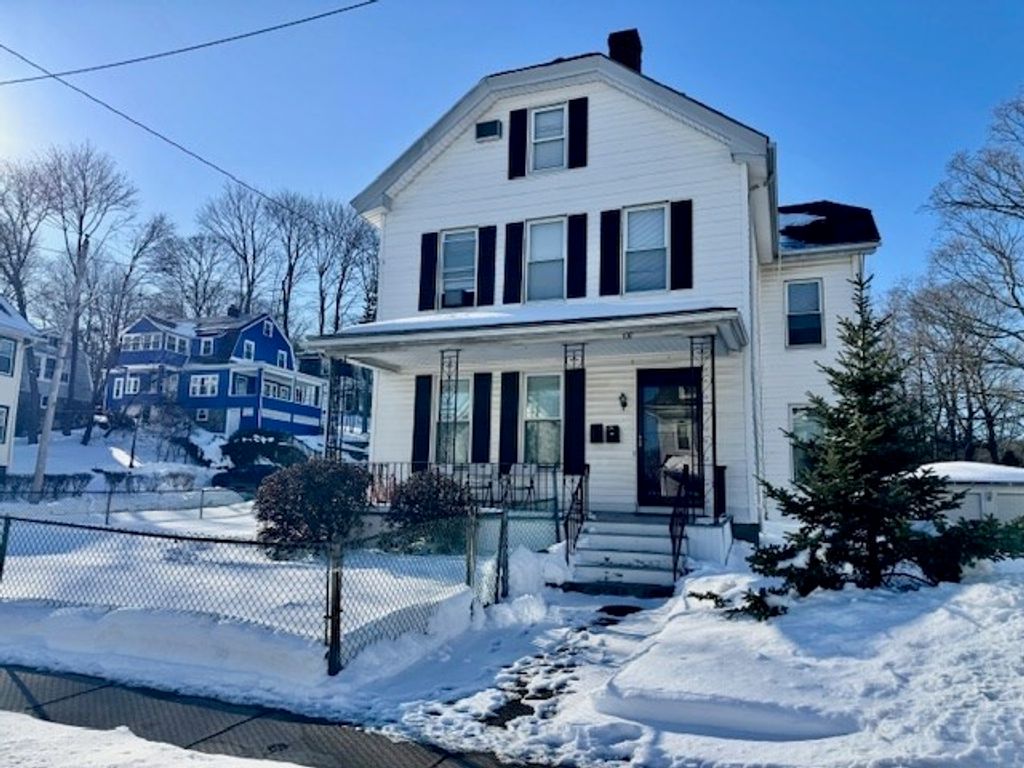 100 Vinton 1, Melrose, MA 02176