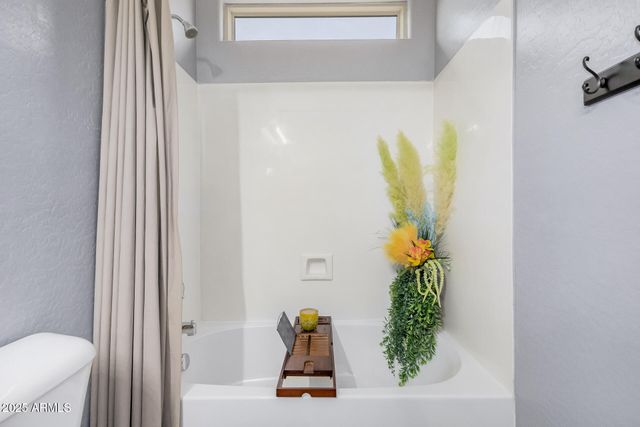 18600 W ILLINI Street, Goodyear, AZ 85338