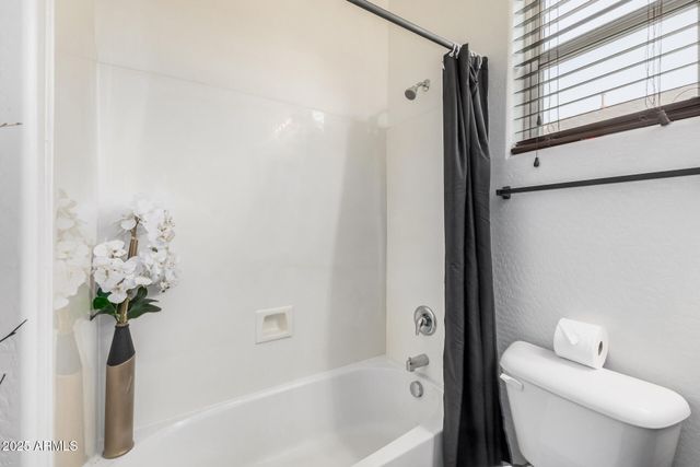 18600 W ILLINI Street, Goodyear, AZ 85338