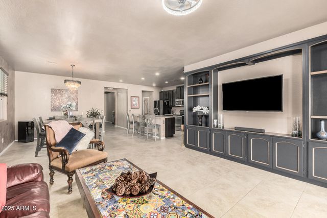 18600 W ILLINI Street, Goodyear, AZ 85338