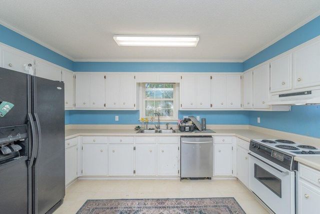 230 Farmington Drive W, Evans, GA 30809