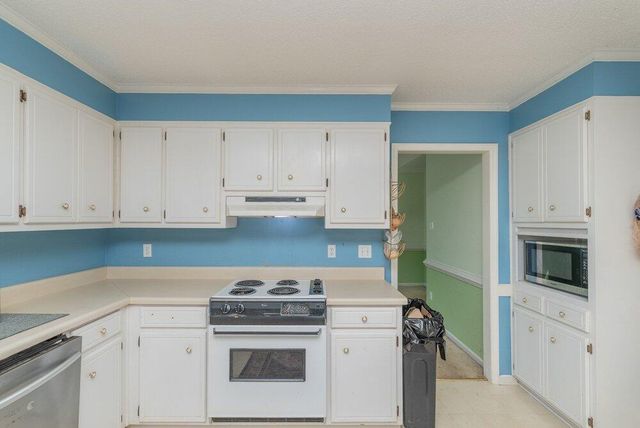 230 Farmington Drive W, Evans, GA 30809