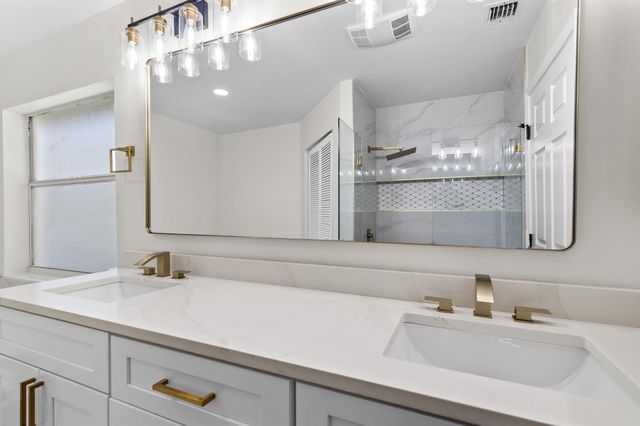 7542 Seafoam Court, Boynton Beach, FL 33437