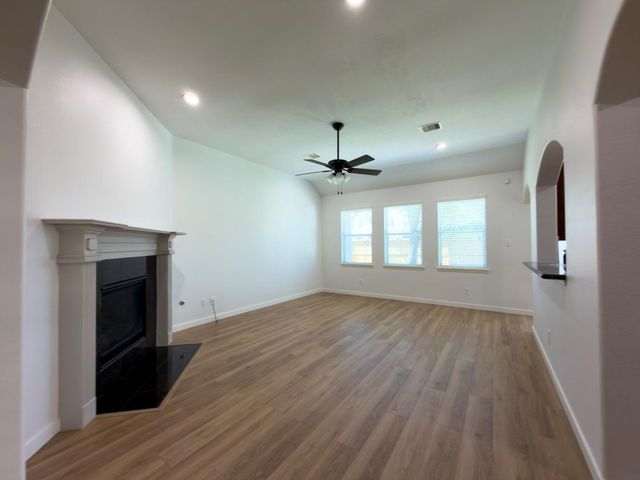 2802 Ridgeglen Lane, Houston, TX 77082
