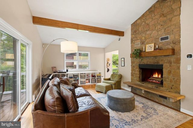 95 JACOBS CREEK RD, Ewing, NJ 08628