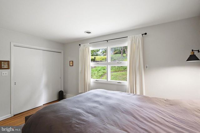 95 JACOBS CREEK RD, Ewing, NJ 08628