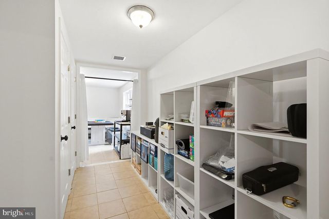95 JACOBS CREEK RD, Ewing, NJ 08628