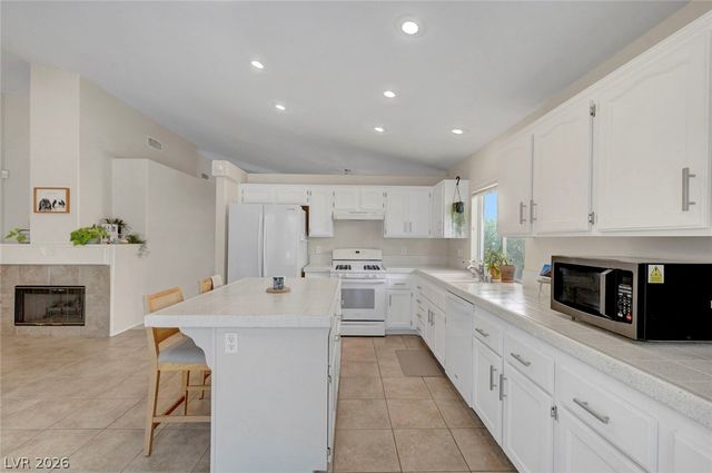 1304 Bainberry Ridge Lane, Las Vegas, NV 89144