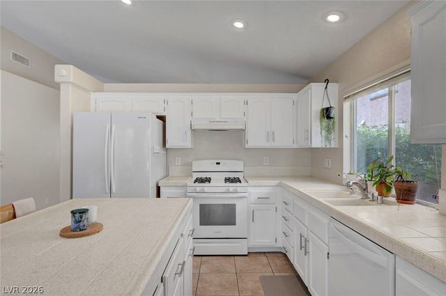 1304 Bainberry Ridge Lane, Las Vegas, NV 89144