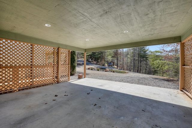 6129 Ruth Drive, Young Harris, GA 30512