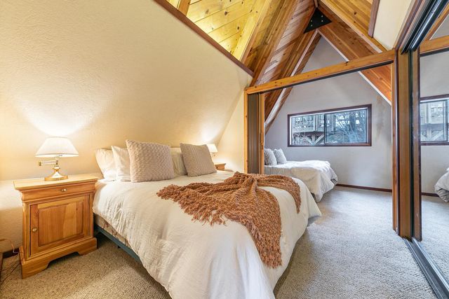 10211 Thomas Drive, Truckee, CA 96161