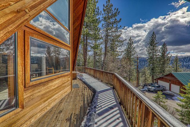 10211 Thomas Drive, Truckee, CA 96161