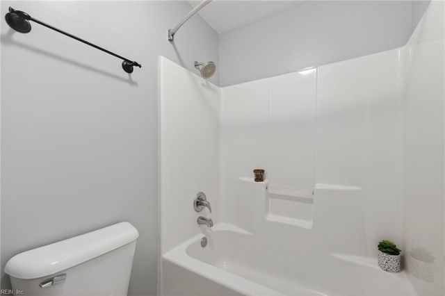 2452 Lewis DR, Virginia Beach, VA 23454