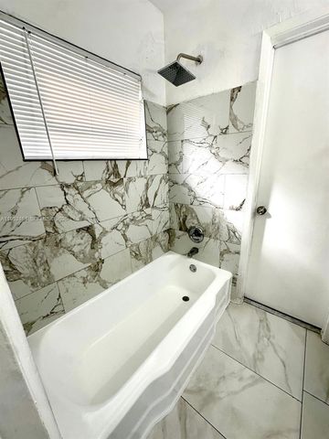 600 SW 16th Ave 600, Miami, FL 33135