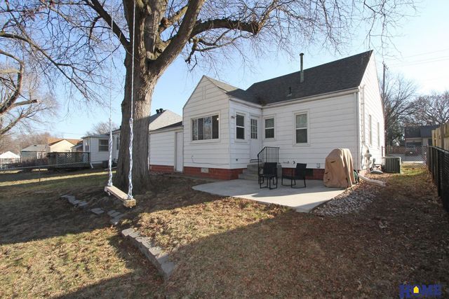 711 S 44th Street, Lincoln, NE 68510