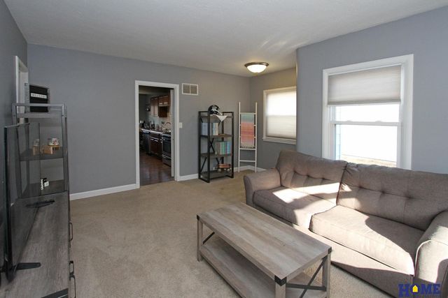 711 S 44th Street, Lincoln, NE 68510